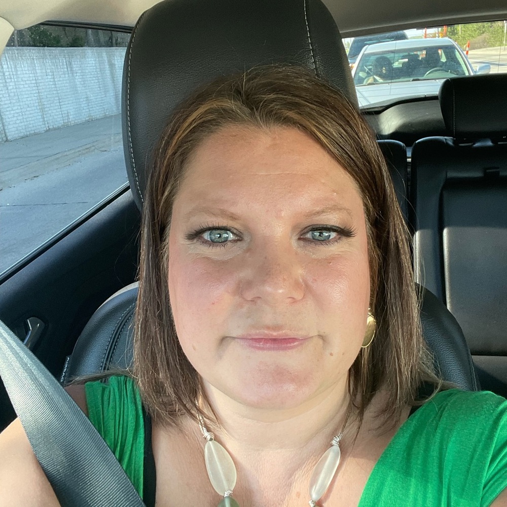 Meet your Posher, Amy